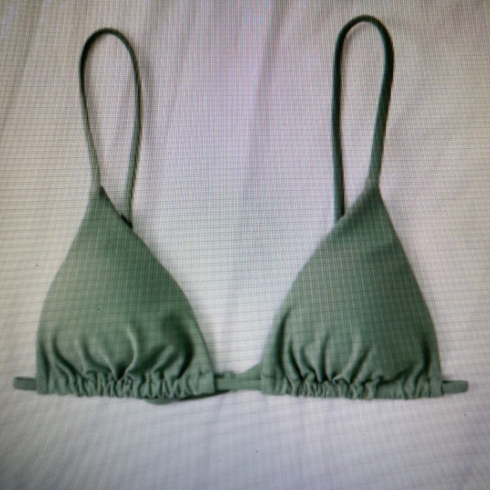 2 pack Bikini Tops/ NWT - Picture 4 of 6